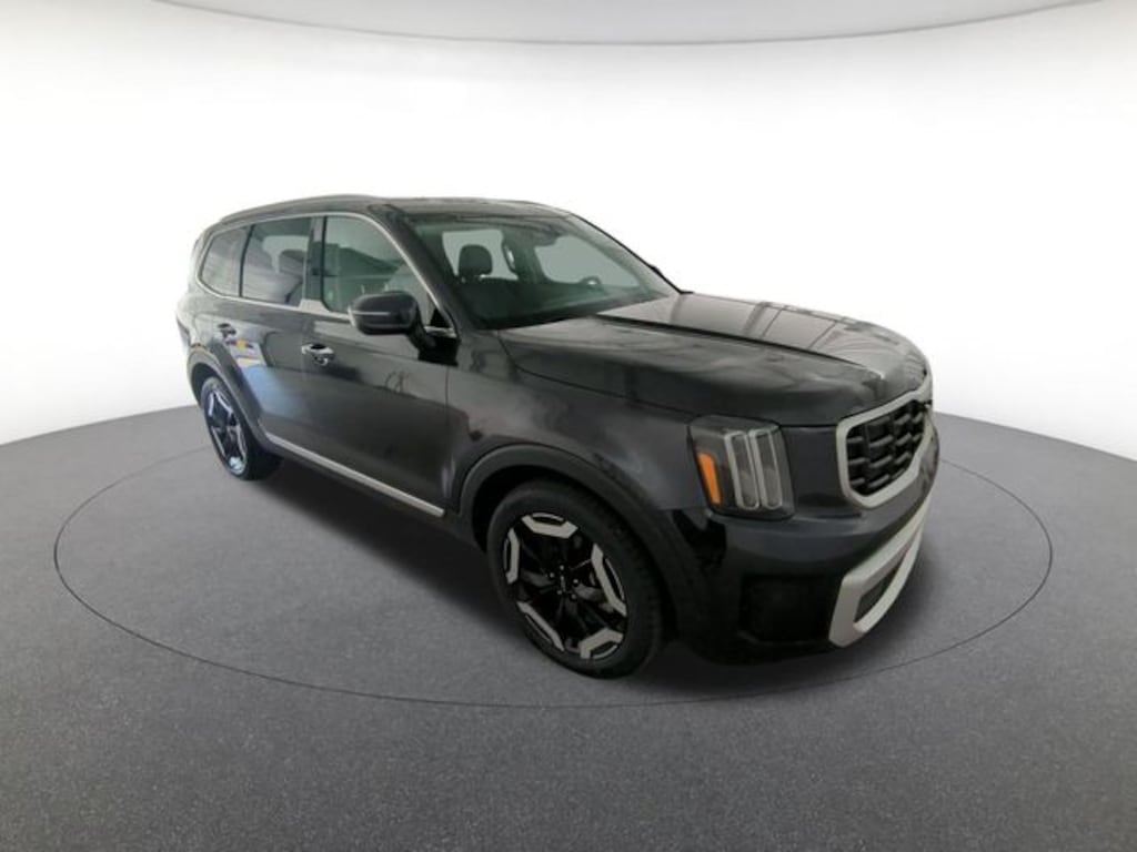 Used 2025 Kia Telluride S SUV