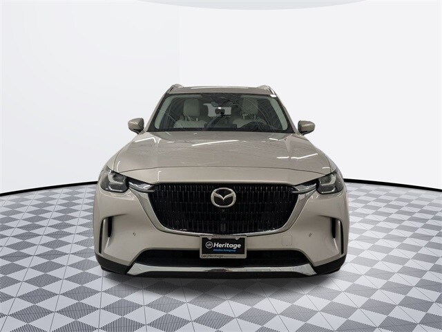 2024 Mazda CX-90 Premium Plus photo 2