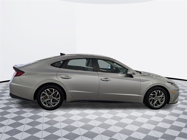 2020 Hyundai Sonata SEL photo 4