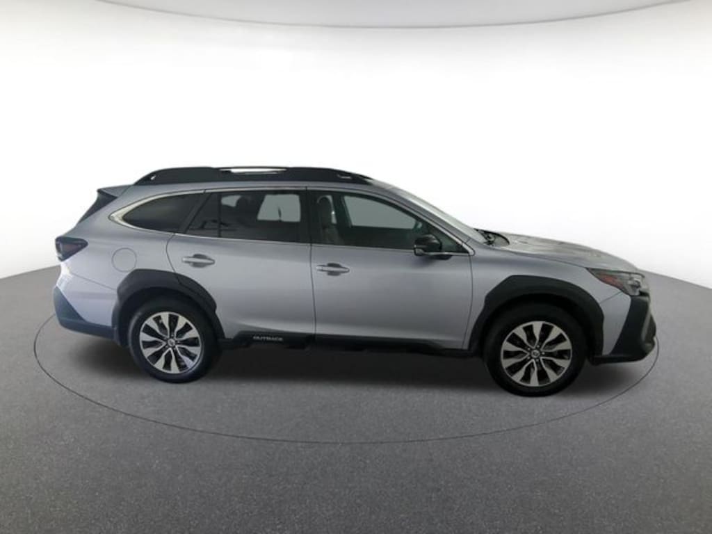 Used 2024 Subaru Outback Limited SUV