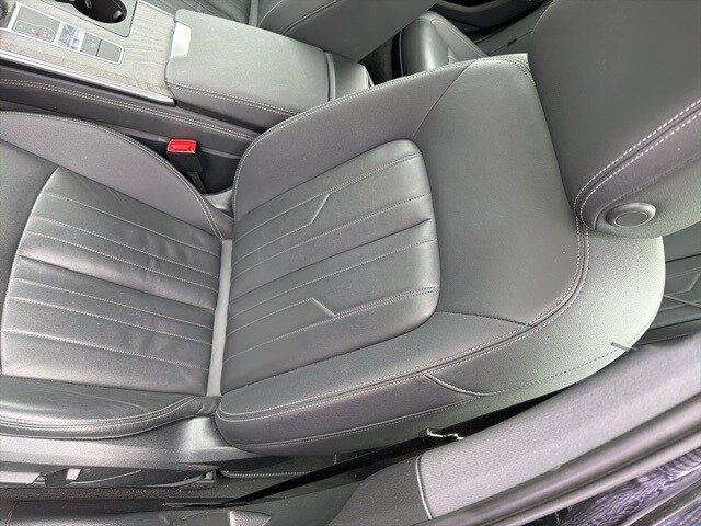 2024 Audi A6 Quattro Premium Plus photo 3