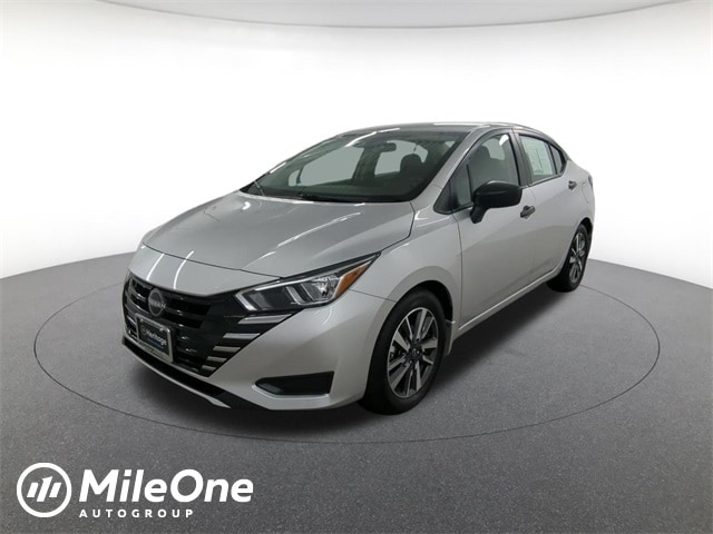 2024 Nissan Versa Sedan S's photo