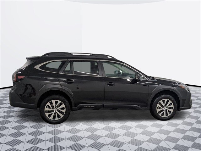 2025 Subaru Outback Premium photo 4