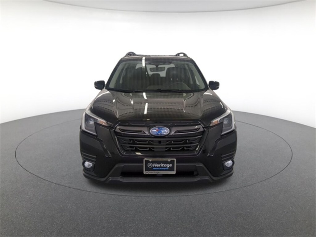 Used 2023 Subaru Forester Limited SUV