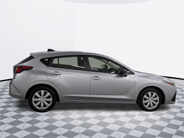 2024 Subaru Impreza Base photo 4