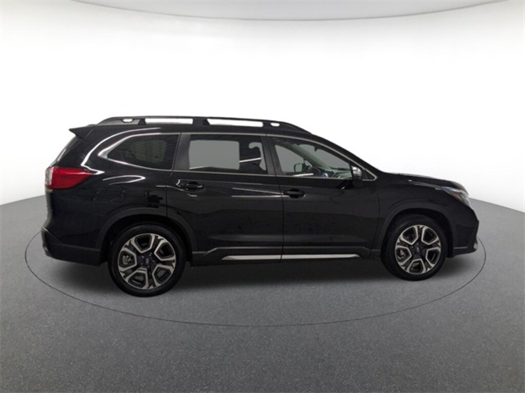 Used 2023 Subaru Ascent Limited SUV