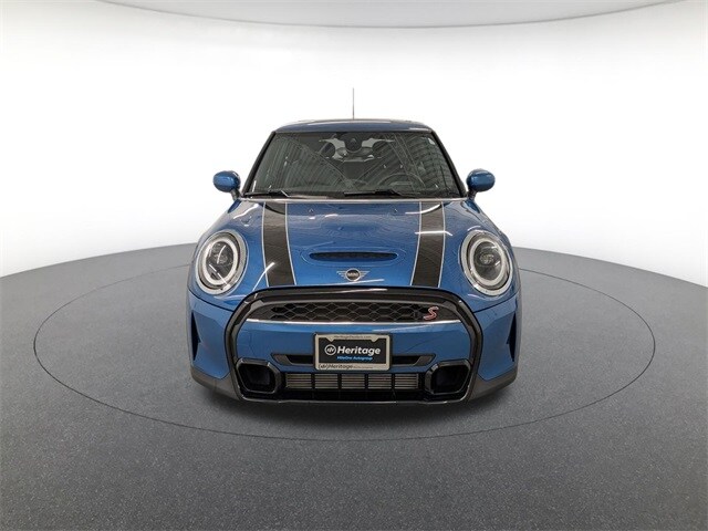 2023 Mini Cooper Hardtop S photo 2
