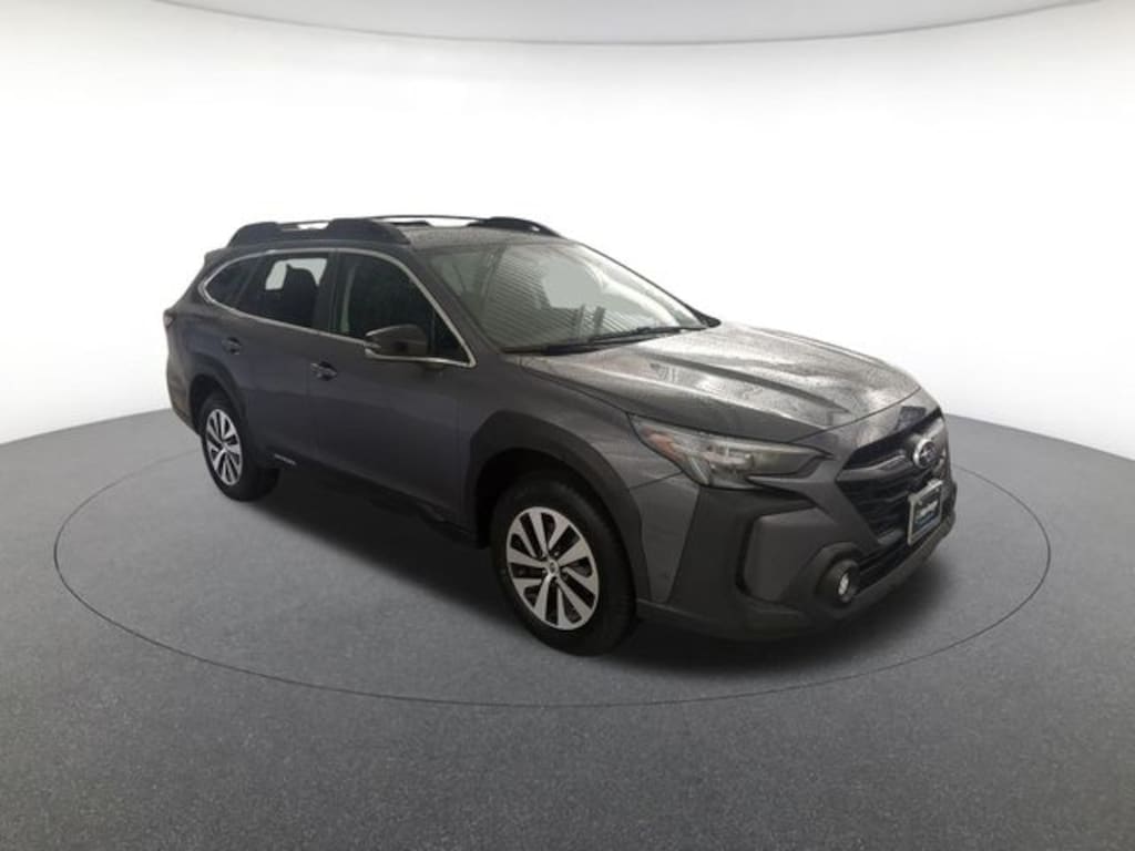 Used 2025 Subaru Outback Premium SUV