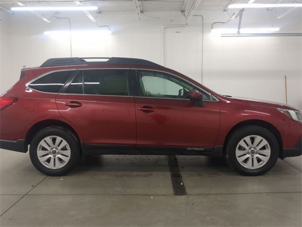 Used 2019 Subaru Outback 2.5i Premium SUV