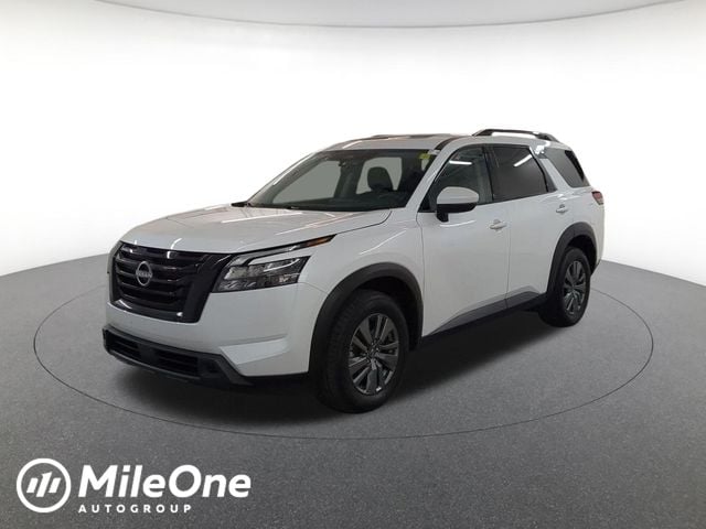 2025 Nissan Pathfinder SV 4WD's photo