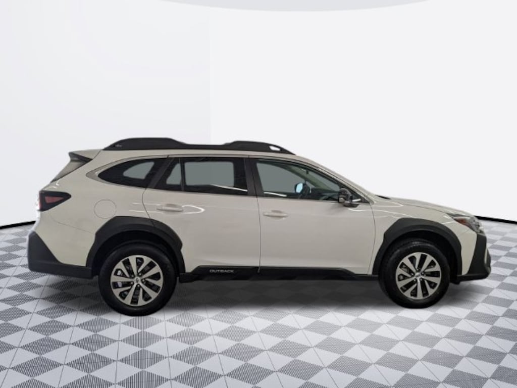 Used 2025 Subaru Outback Premium SUV