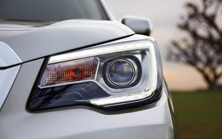2018-Subaru-Forester-2.5i-Touring-FrontLights.jpg