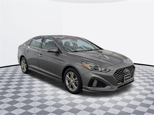 2019 Hyundai Sonata Limited photo 3