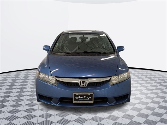2010 Honda Civic LX photo 2