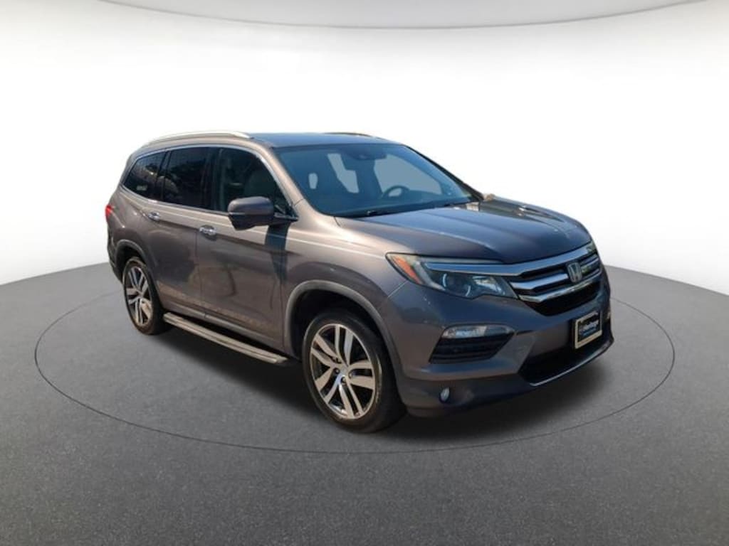 Used 2017 Honda Pilot Touring SUV