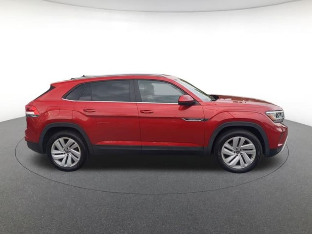 Used 2020 Volkswagen Atlas Cross Sport 3.6L V6 SE w/Technology R-Line SUV