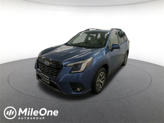2023 Subaru Forester Premium's photo