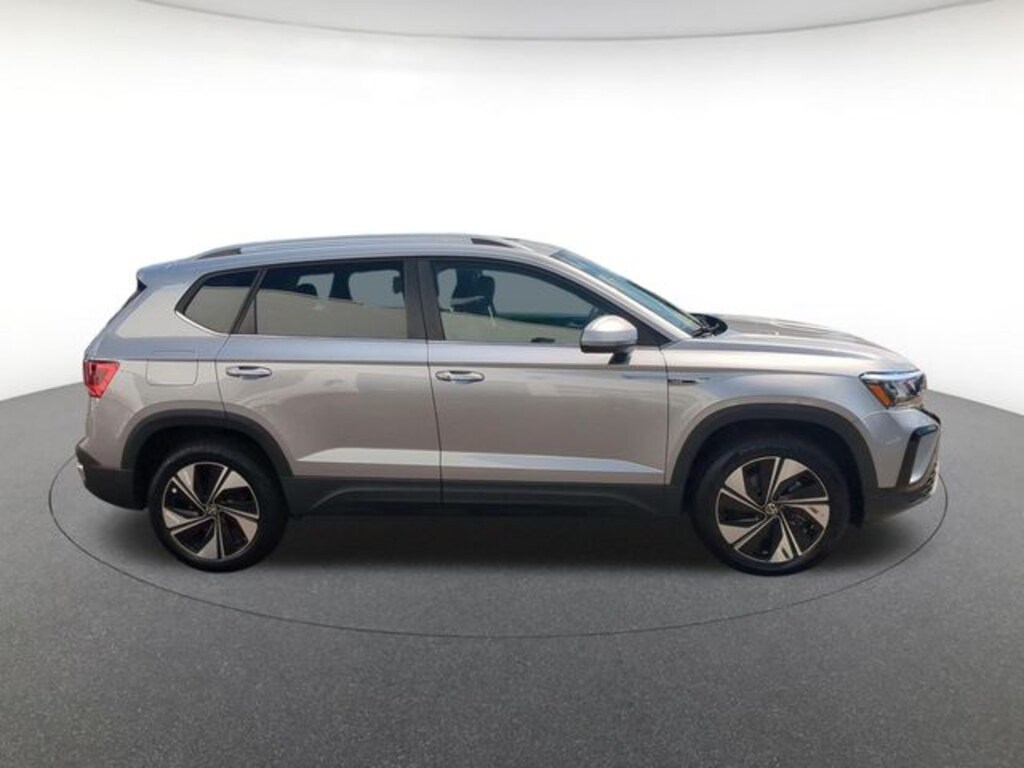 Used 2024 Volkswagen Taos 1.5T SE SUV