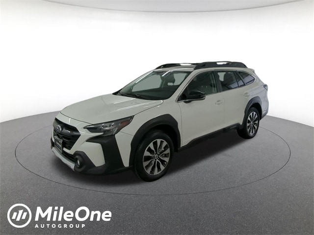 2025 Subaru Outback Limited's photo