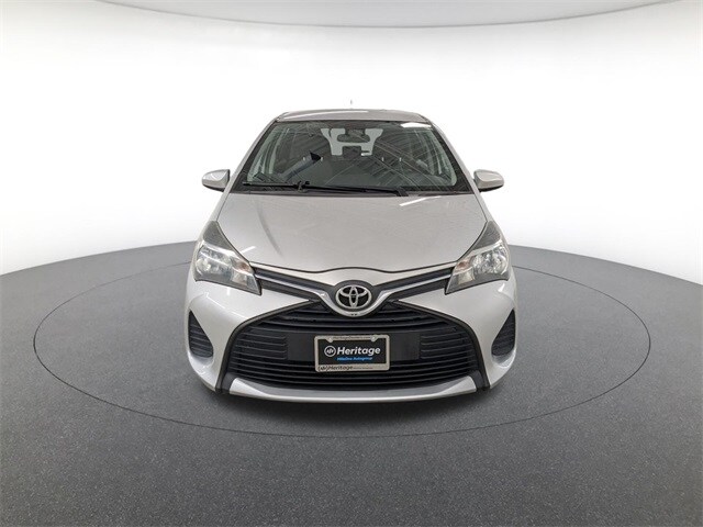2017 Toyota Yaris L photo 2