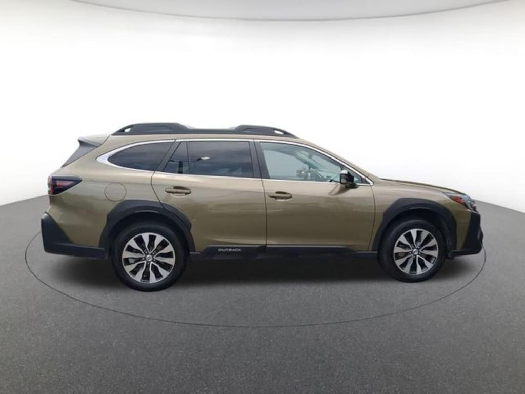 Used 2024 Subaru Outback Limited SUV