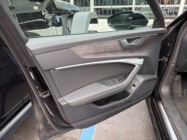 2024 Audi A6 Quattro Premium Plus photo 2