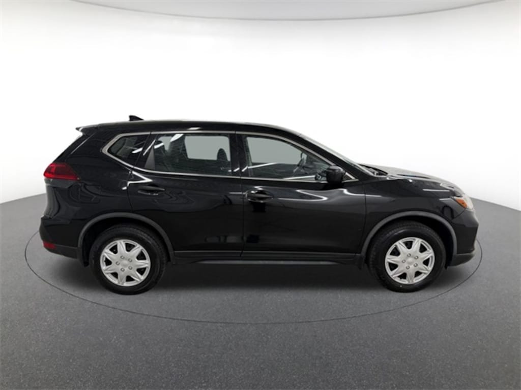 Used 2020 Nissan Rogue S SUV
