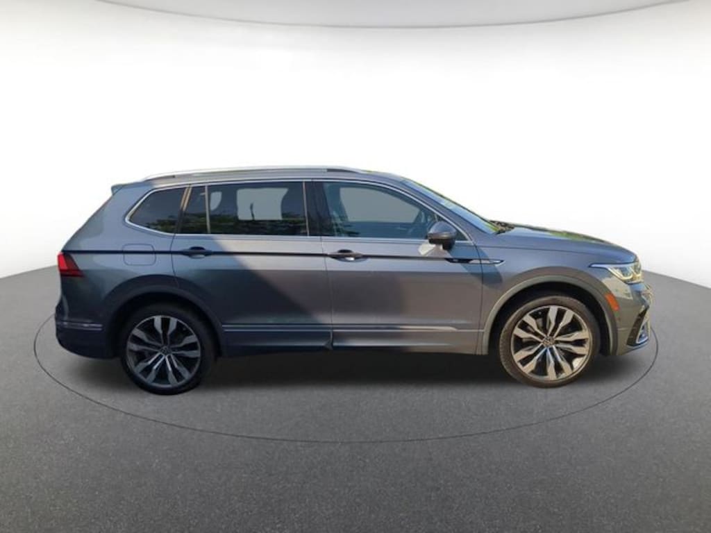 Used 2022 Volkswagen Tiguan 2.0T SEL R-Line SUV