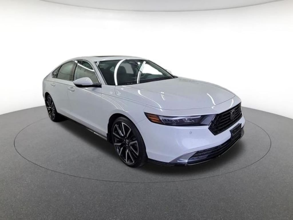 Used 2025 Honda Accord Hybrid Touring Sedan