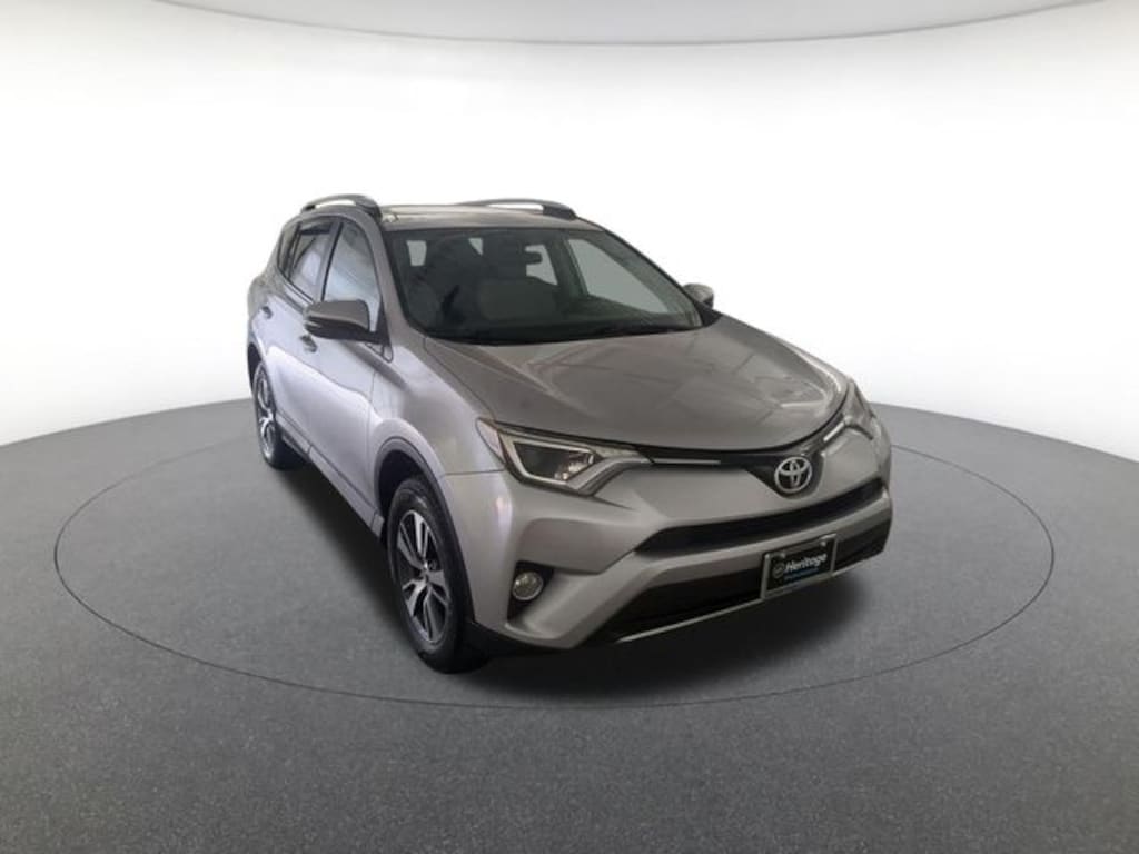 Used 2016 Toyota RAV4 XLE SUV