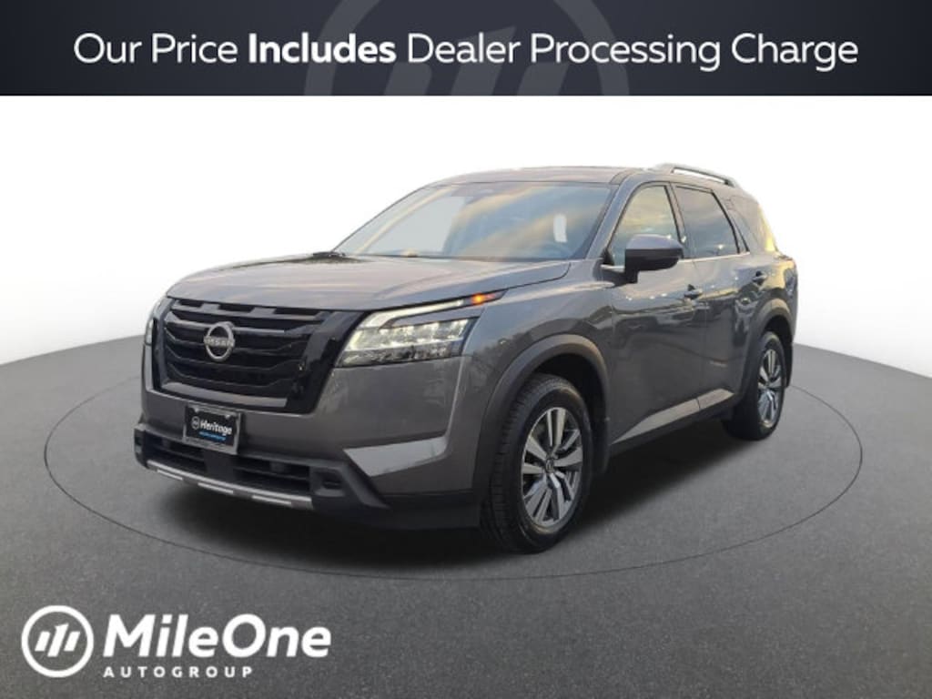 Used 2024 Nissan Pathfinder SL SUV