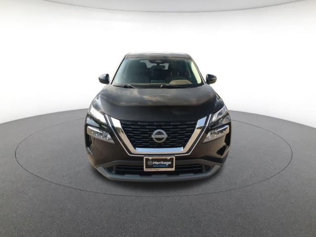 Used 2023 Nissan Rogue SV Sport Utility