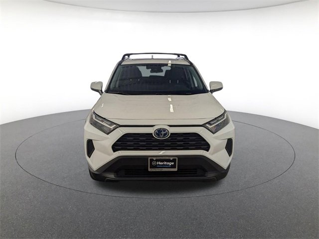 2024 Toyota RAV4 Hybrid XLE photo 2