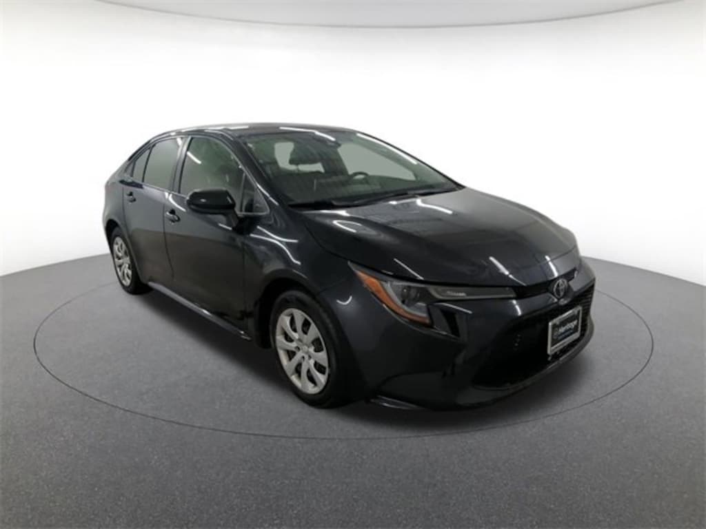 Used 2021 Toyota Corolla LE Sedan