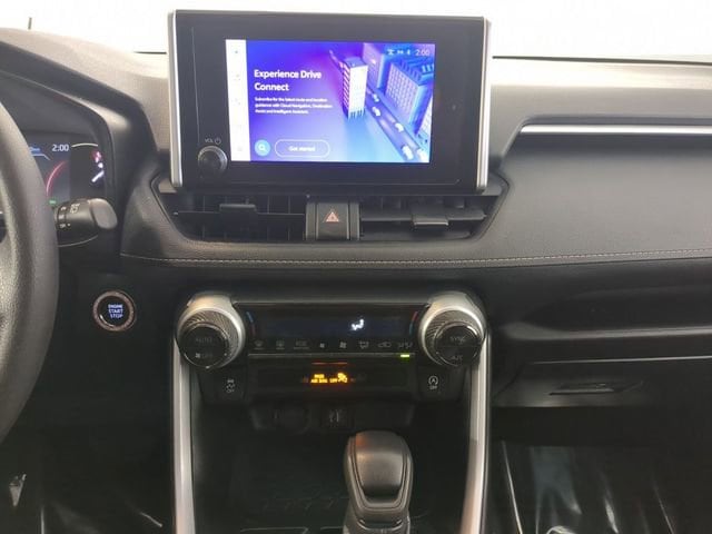 2023 Toyota RAV4 XLE - Photo 14