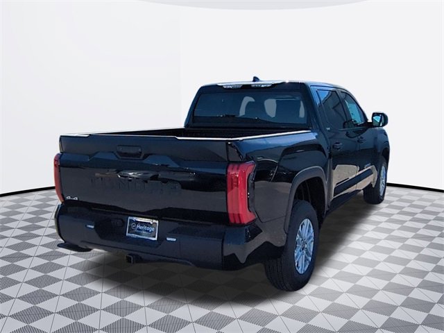 2025 Toyota Tundra SR5 CrewMax photo 4