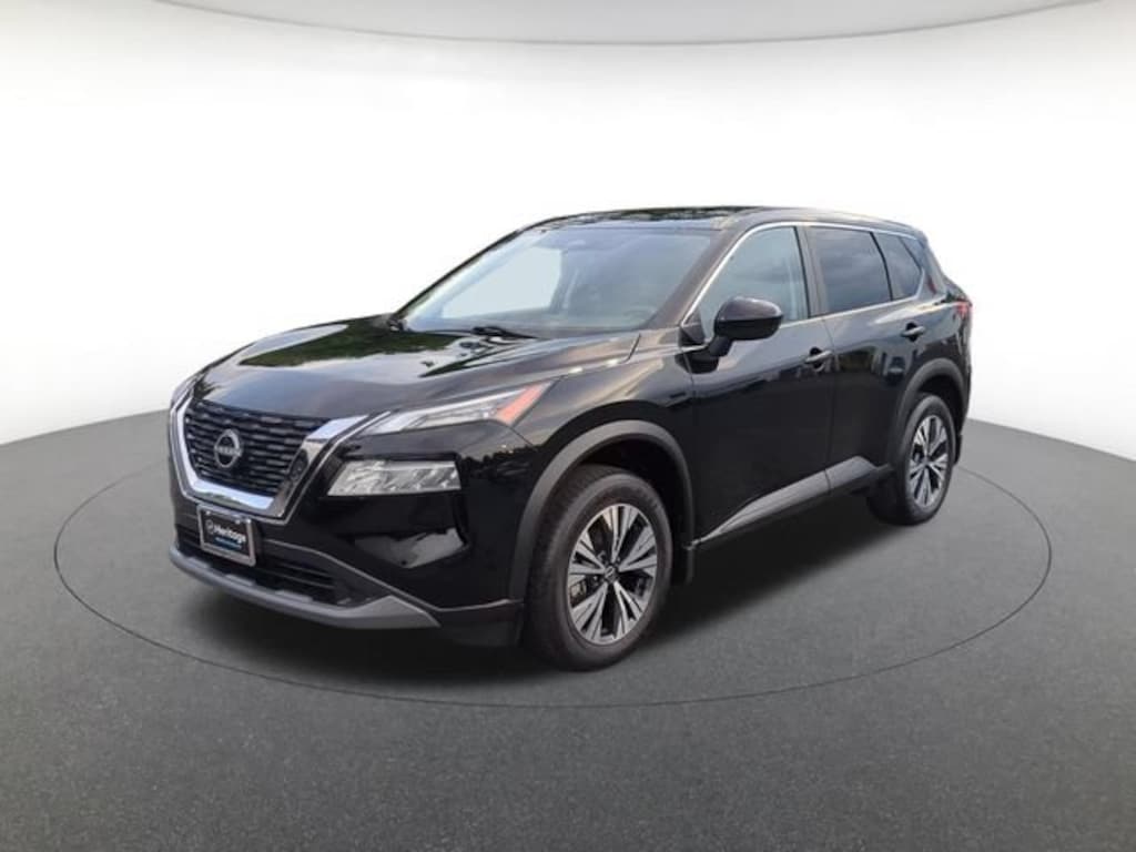 Used 2023 Nissan Rogue SV Sport Utility