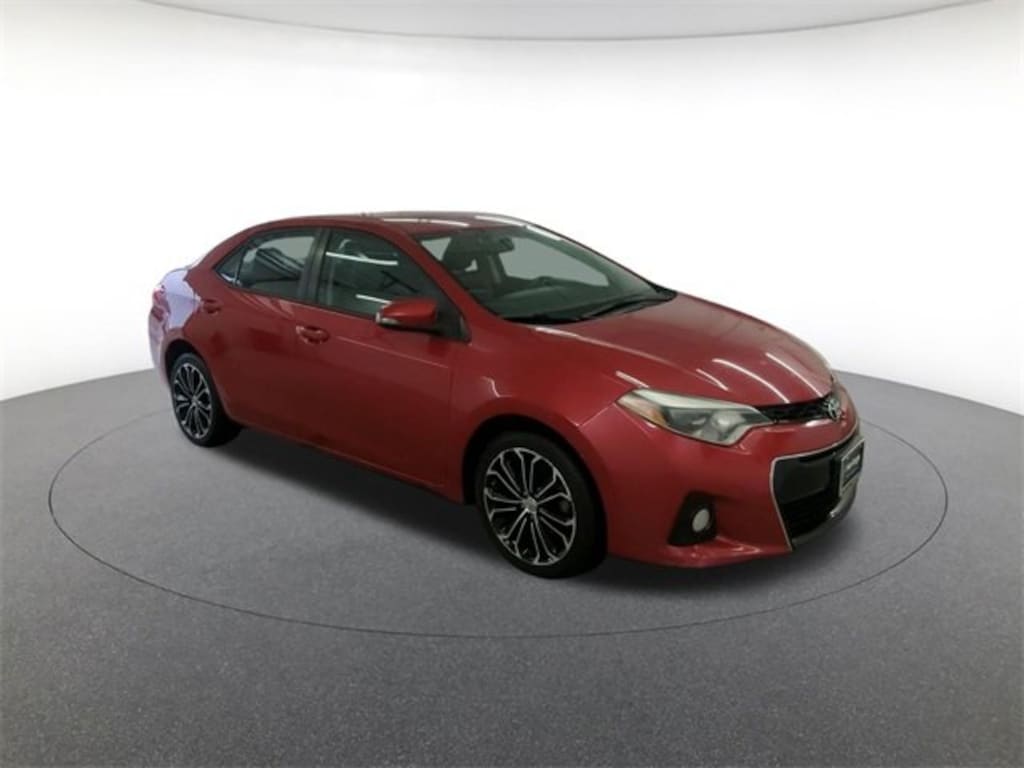 Used 2016 Toyota Corolla LE Sedan