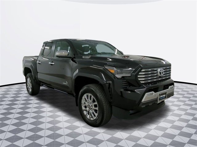 2024 Toyota Tacoma Limited photo 3