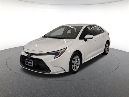 2025 Toyota Corolla Hybrid LE Sedan