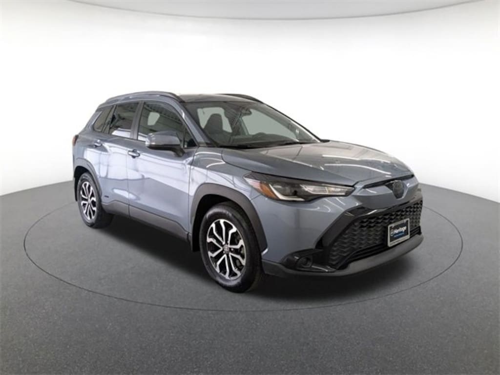 Used 2024 Toyota Corolla Cross Hybrid SE Sport Utility