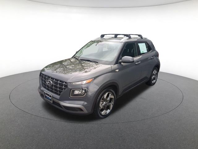 2023 Hyundai Venue SEL IVT's photo