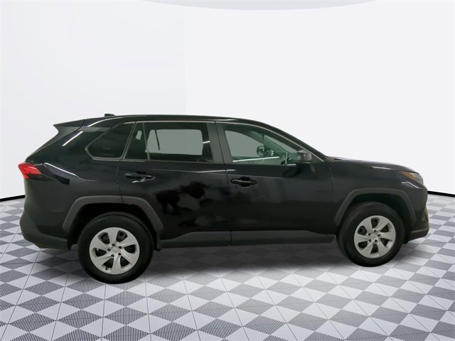 2024 Toyota RAV4 LE Sport photo 4