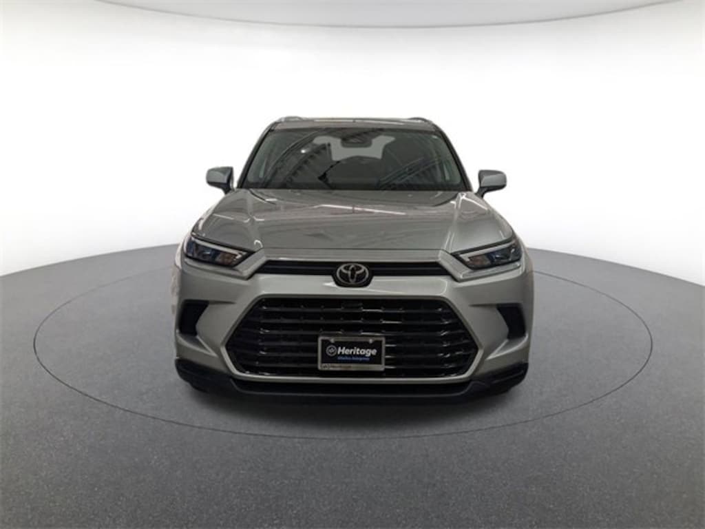 Used 2024 Toyota Grand Highlander XLE Sport Utility