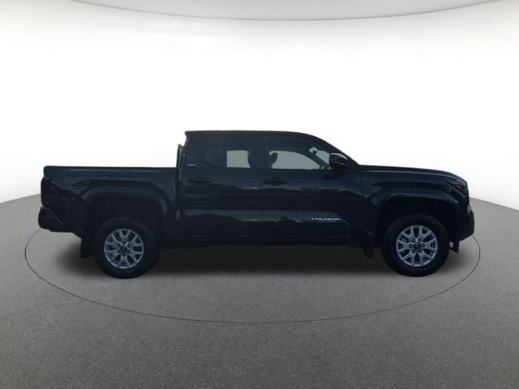 Used 2025 Toyota Tacoma SR5 Truck