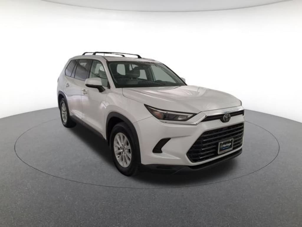 Used 2025 Toyota Grand Highlander XLE Sport Utility