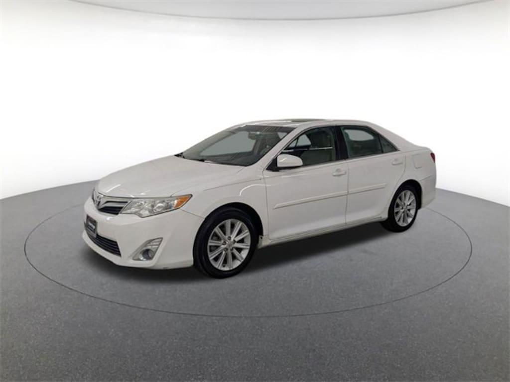 Used 2013 Toyota Camry XLE Sedan
