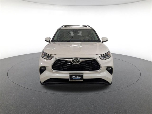 2020 Toyota Highlander Limited photo 2