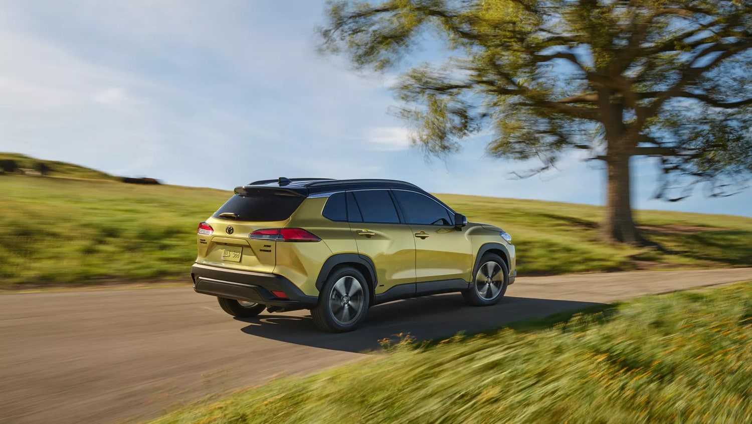 2023_Toyota_Corolla_Cross_Hybrid.jpg