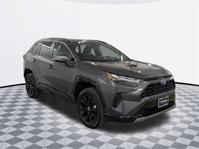 2024 Toyota RAV4 Hybrid SE Sport photo 3